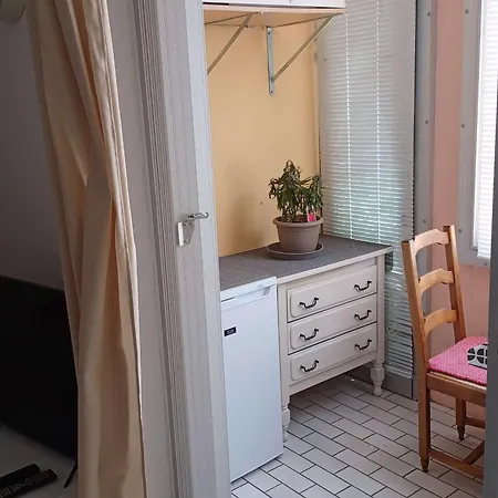 Apartment Alcove 4 Pers Avec Veranda Au Cap D'agde - Fr-1-607-159 Agde