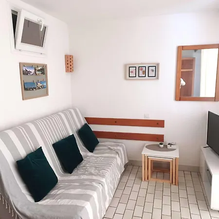 Cosy Avec Piscine, Proche Aqualand Et Plage, Parking Disponible, Terrasse Privative - Fr-1-607-159 *