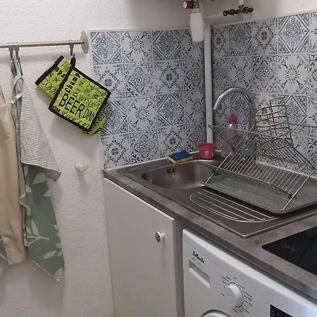 Apartment Cosy Avec Piscine, Proche Aqualand Et Plage, Parking Disponible, Terrasse Privative - Fr-1-607-159 *