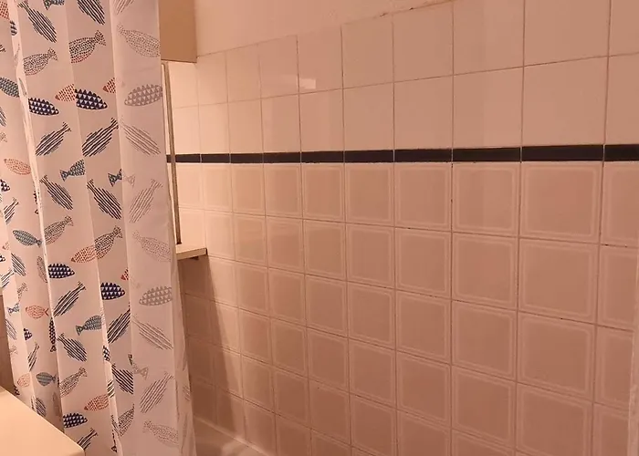 Alcove 4 Pers Avec Veranda Au Cap D'agde - Fr-1-607-159 Διαμέρισμα *