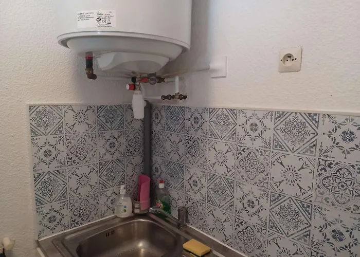 Alcove 4 Pers Avec Veranda Au Cap D'agde - Fr-1-607-159 Διαμέρισμα *